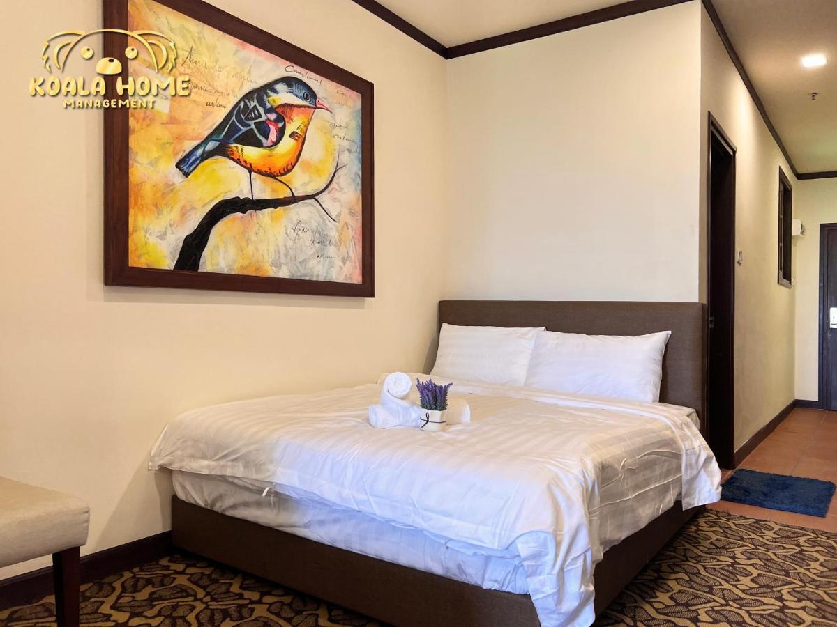 Riviera Hotel By Owner Malacca Екстер'єр фото